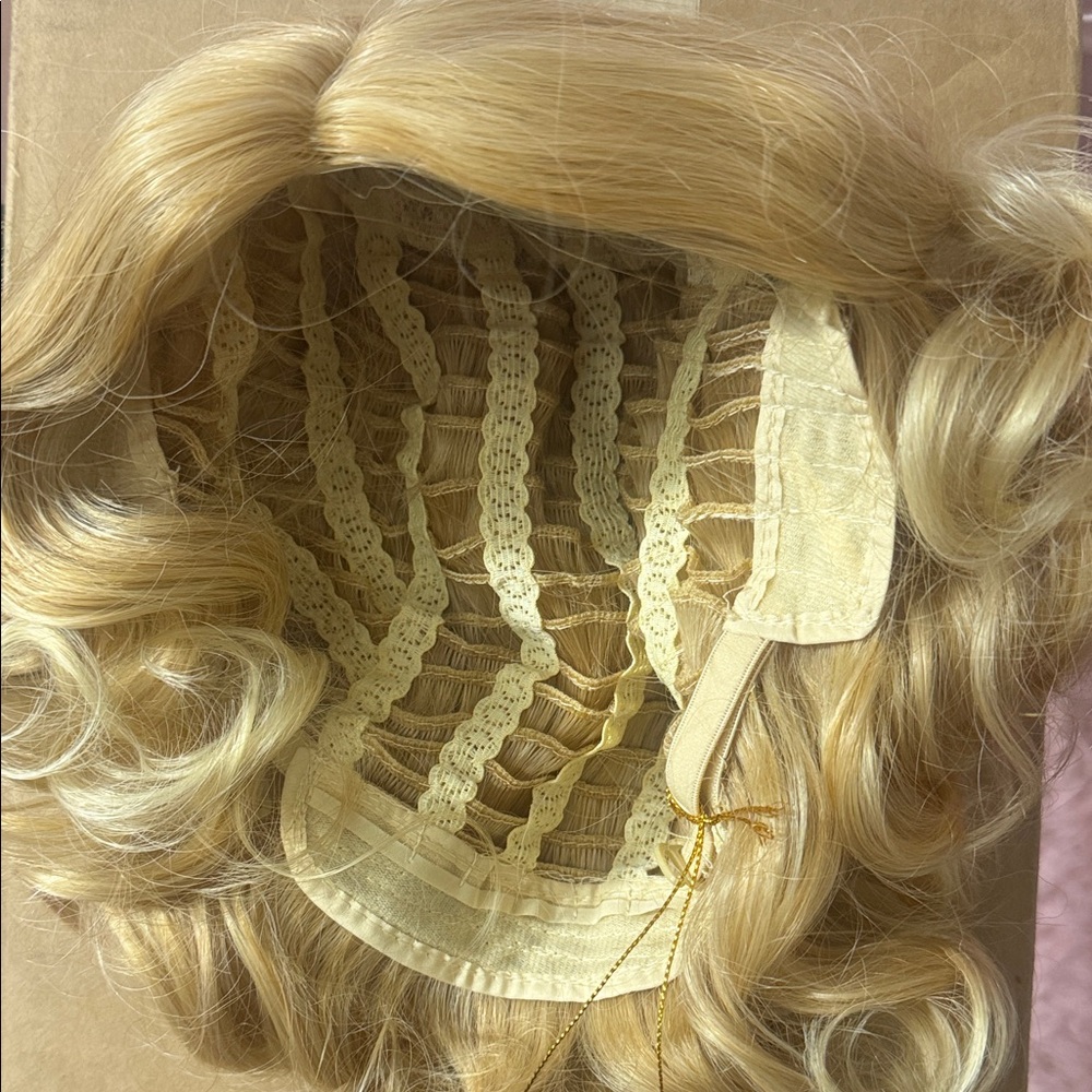 Blonde Wavy Hair Wig